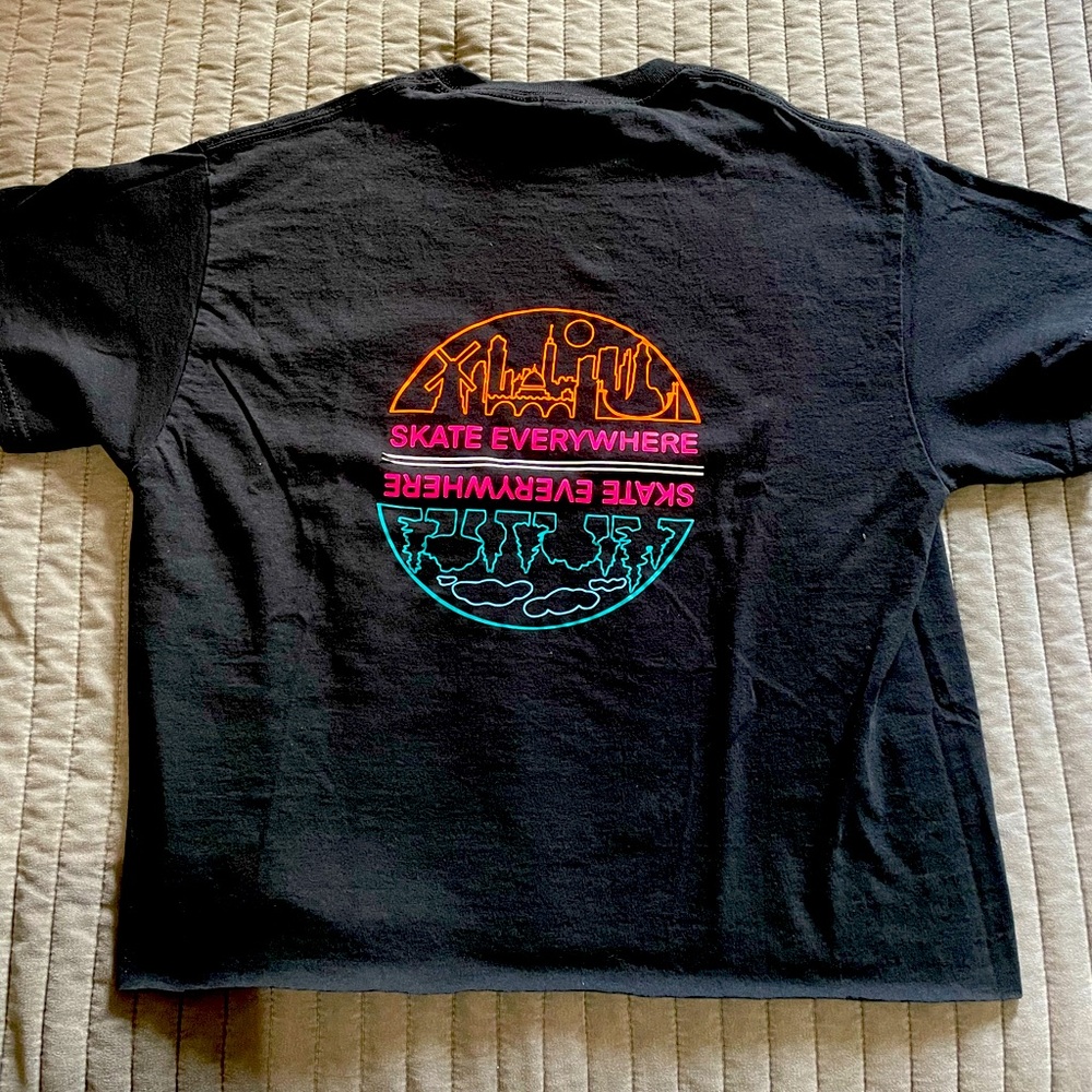 Skate Everywhere black cotton crop t-shirt
